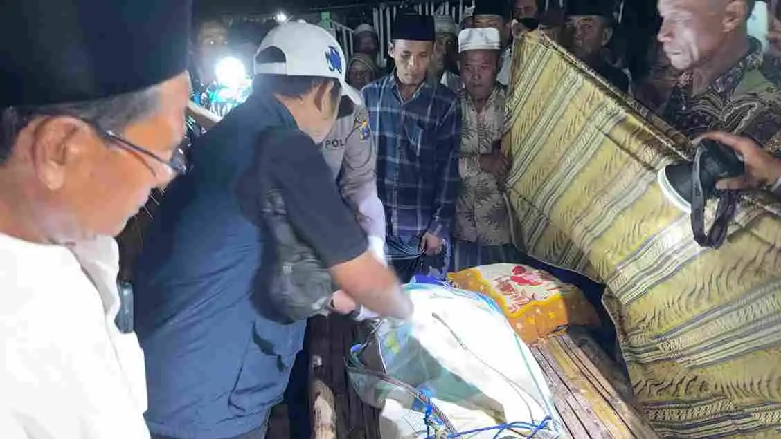 Pemancing Asal Raas Sumenep Ditemukan Meninggal Tersangkut Karang