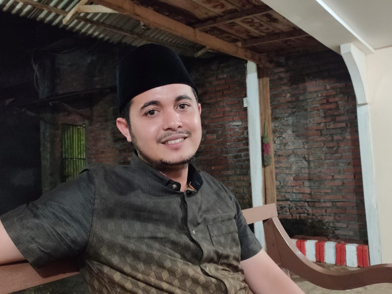 Habib Mahdi Al Khered Himbau Warga Madura Cerdas Gunakan Medsos