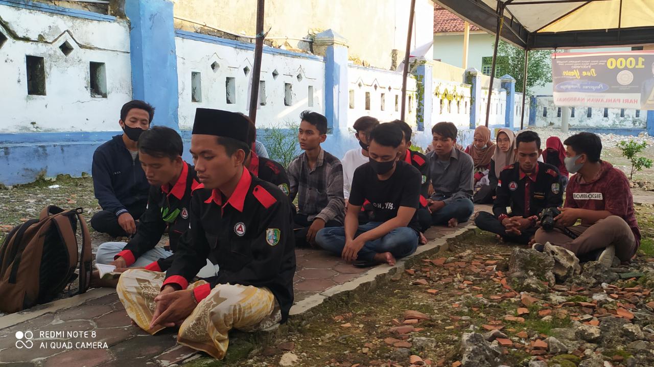 Formasa Ziarah Kubur Peringati Hari Pahlawan di Sampang