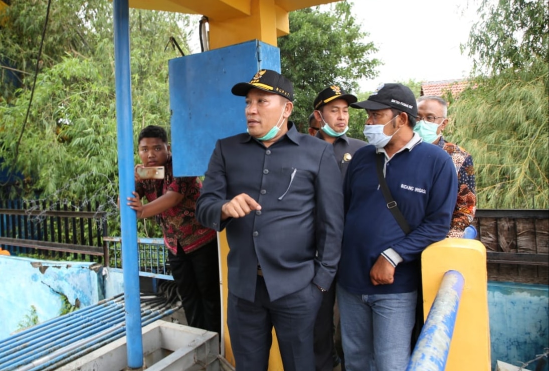 Kesal Pompa Air Mati, Bupati Sampang Minta Pemprov Segera Lakukan Perbaikan