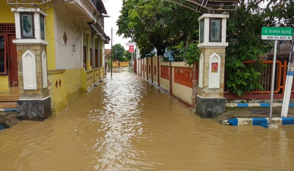 Curah Hujan Tinggi, Sampang Kembali Banjir