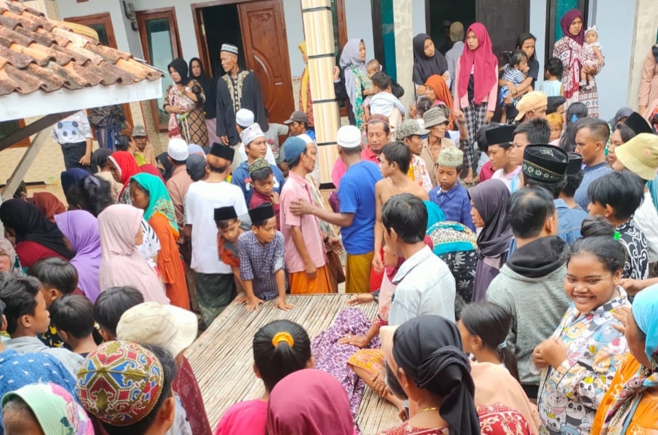 Terseret Arus Sungai, Dua Anak Perempuan Meninggal Dunia di Sampang