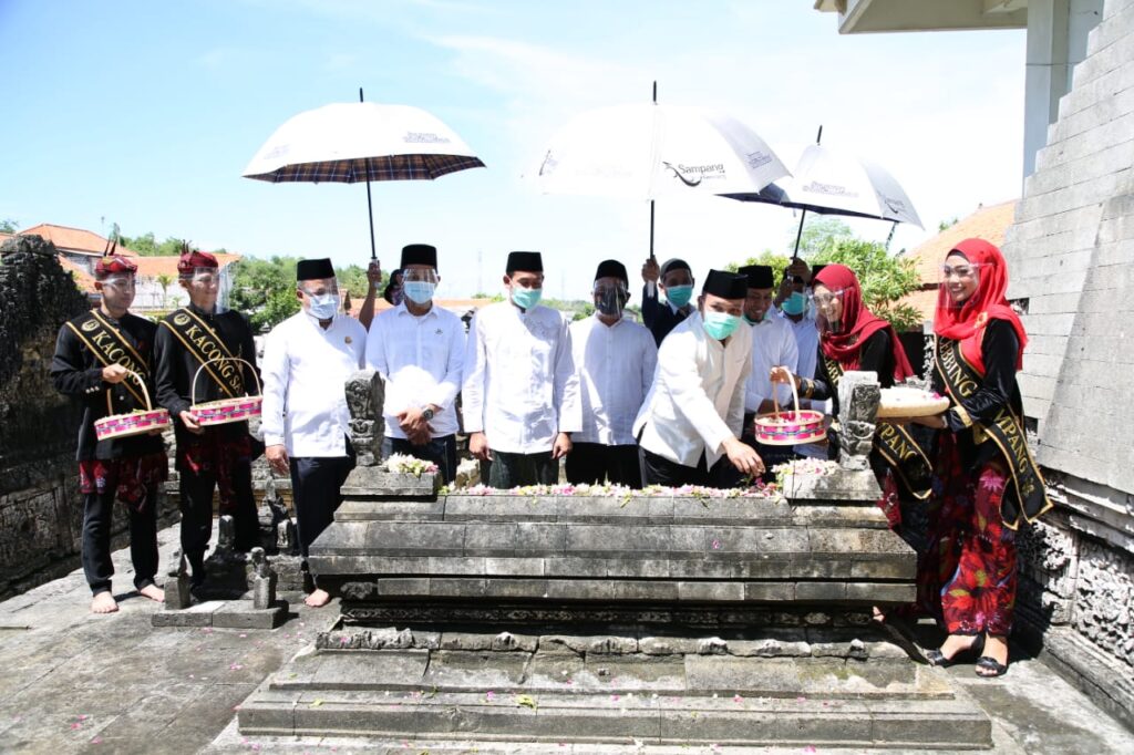 Puncak Hari Jadi Sampang Ke 397, Bupati Ziarah Ke Makam Leluhur