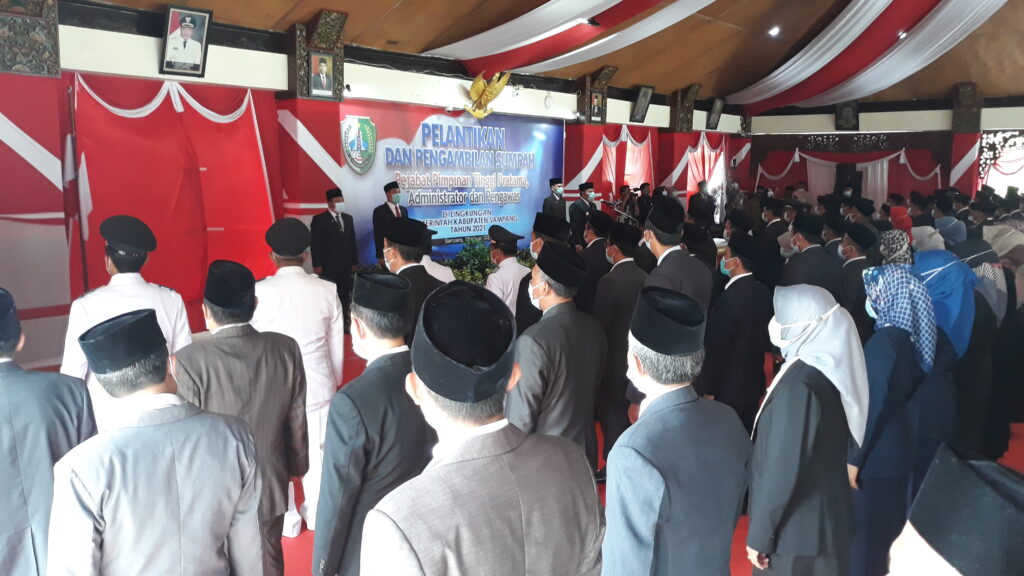 Sebanyak 302 Pejabat Pemkab Sampang Resmi Dilantik - Salsabila FM
