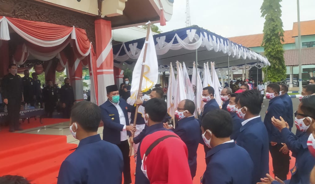 Pengurus KONI Sampang Dikukuhkan, Bupati Sampang : “Jangan Ada Miskomunikasi”