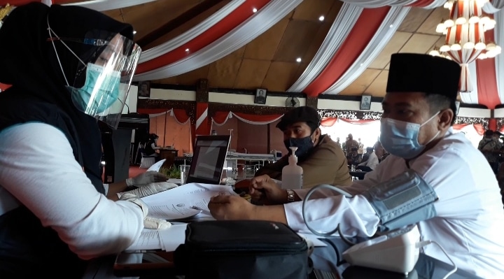 Ketua Tanfidziyah PCNU Sampang Himbau Masyarakat Tidak Takut Divaksin