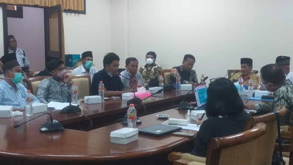 Aliansi Nelayan Terdampak Sampang Katakan Bantuan CSR Petronas, Banyak Tidak Tepat Sasaran