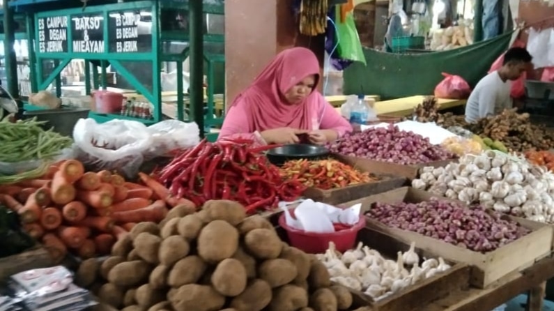 Harga Cabai Rawit Tembus Ratusan Ribu Rupiah, Ini Kata Emak Emak Sampang !