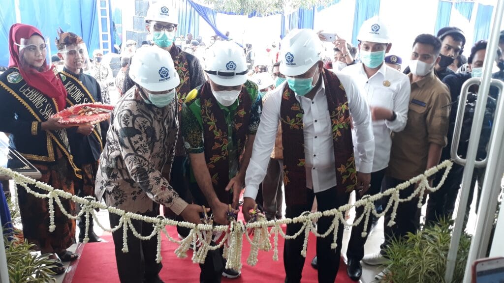 Berupaya Tingkat IPM Sampang, Poltera Resmikan Gedung Bengkel Konstruksi