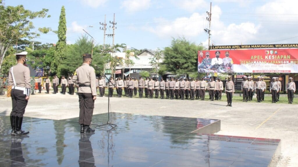 Polres Sampang Gelar Apel Kesiapan Pengaman Larangan Mudik Lebaran 2021