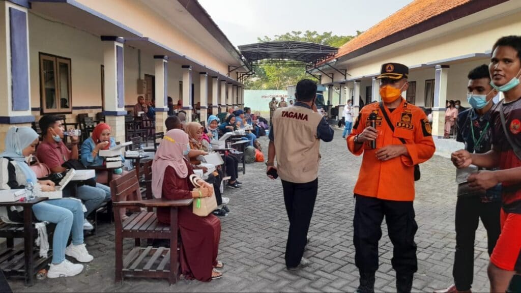 Meski Berstatus Ilegal, Pemkab Tetap Fasilatasi Kepulangan Ratusan PMI Ke Sampang