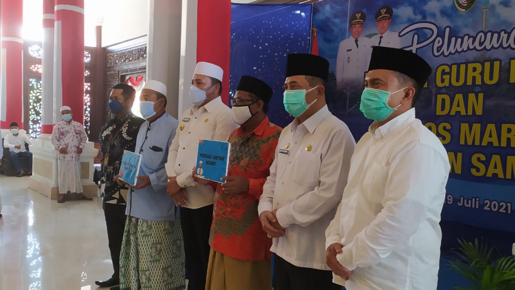 Pemkab Sampang Naikkan Insentif Guru Ngaji dan Salurkan Bansos Bagi Marbot