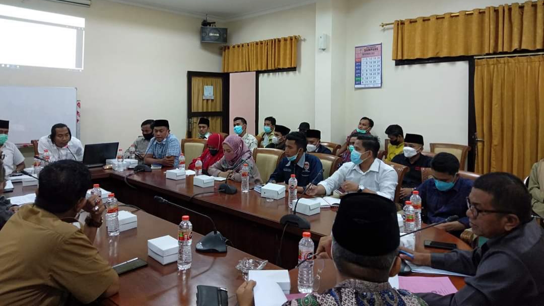 Audiensi Dewan, Gabungan Aktifis Sampang Minta Segera Bentuk Tim Evaluasi Pj Kades