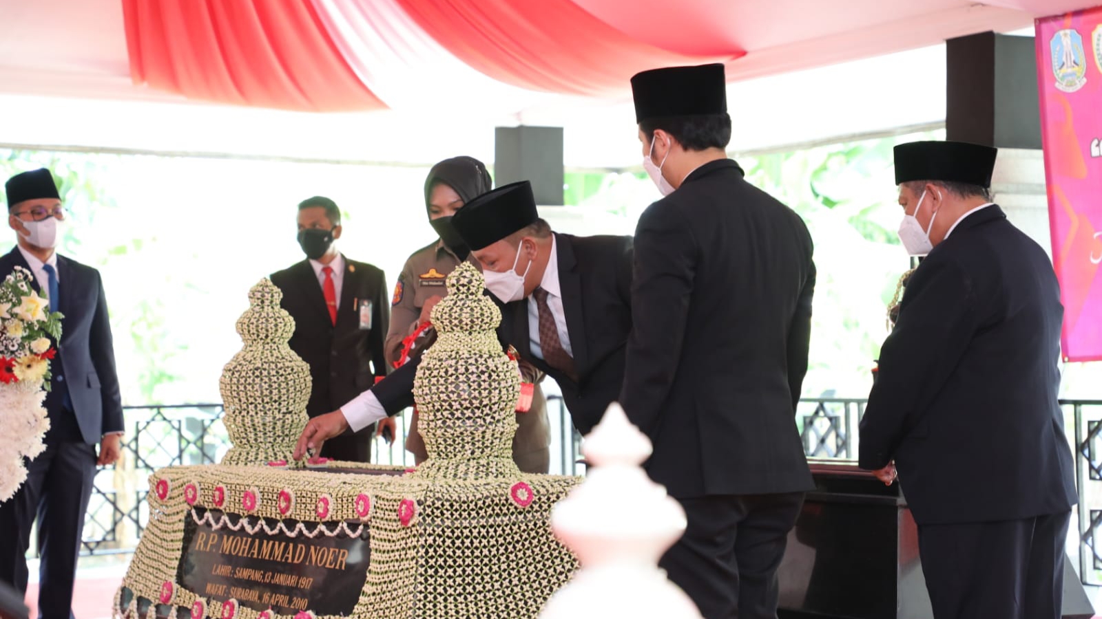 HUT Jatim ke-76, Emil Dardak Minta Masyrakat Madura Teladani Raden Panji Moh Noer