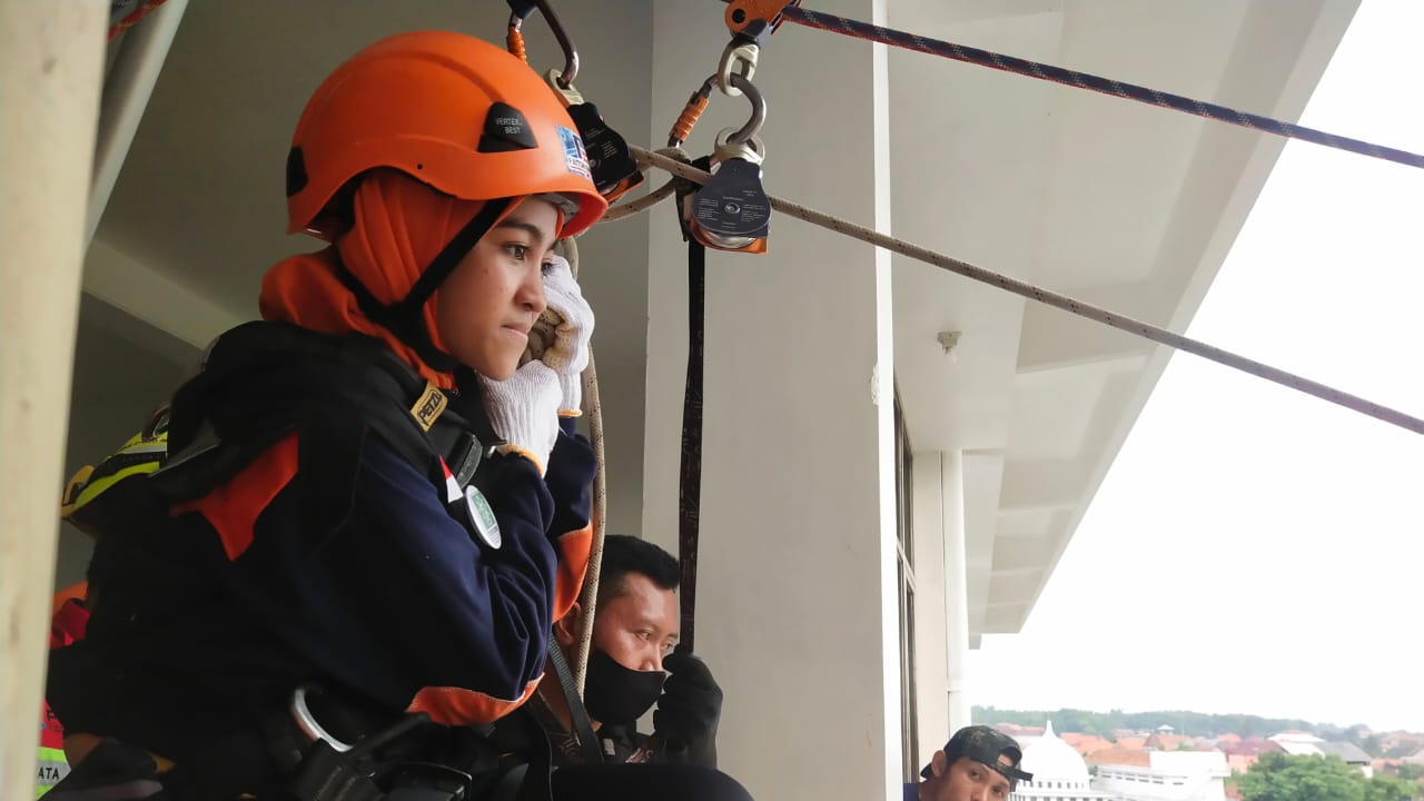 Peran Serta Perempuan Sebagai Relawan Kebencanaan Sangat Dibutuhkan