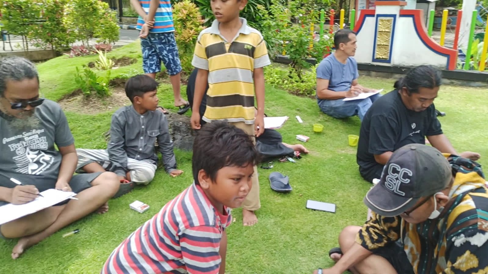 Mimpi Wujudkan Keindahan Kota, KPS Sampang Gambar Sketsa Taman