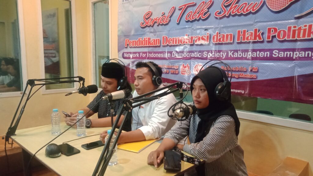 Pemerintah Harus Peka! Catatan Demokrasi di Tangan Pemuda Sampang