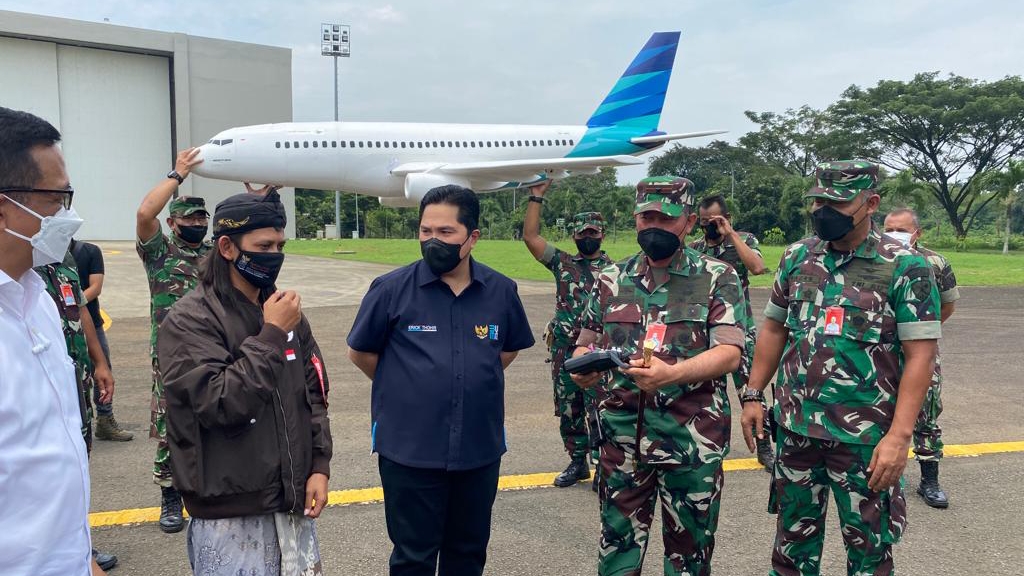 Akhirnya, Pembuat Miniatur Pesawat Asal Sampang Bertemu Erick Thohir
