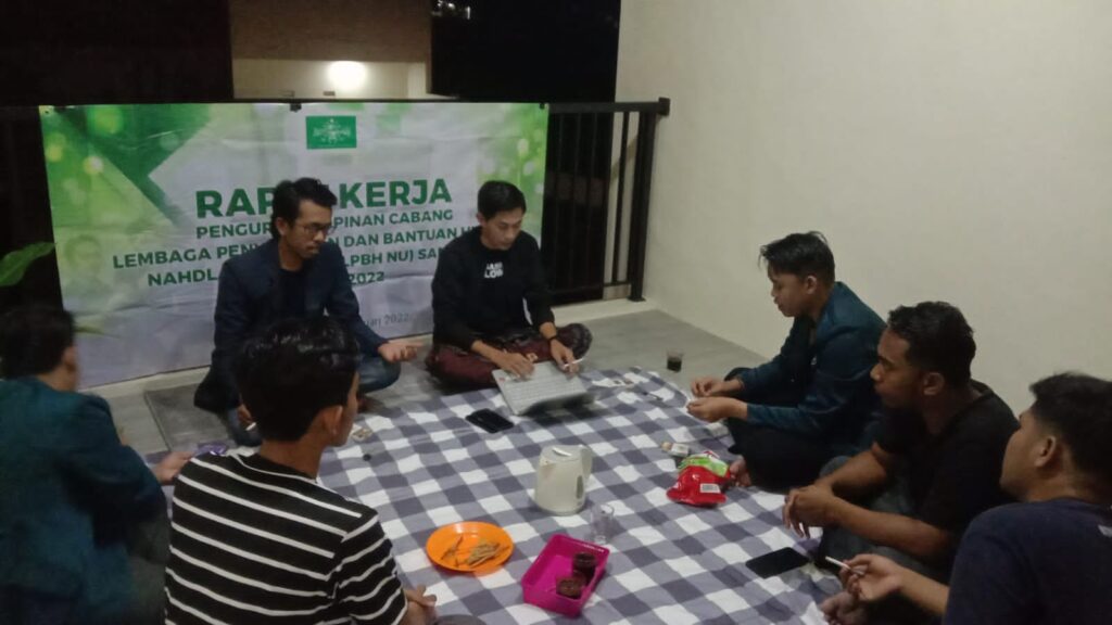 Empat Program Prioritas LPBH NU Sampang Tahun 2022, Sapu Lidi Salah Satunya!