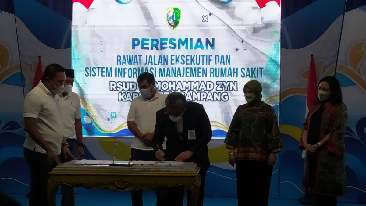 RSUD Mohammad Zyn Sampang Launching Layanan Rawat Jalan Eksekutif dan SIM