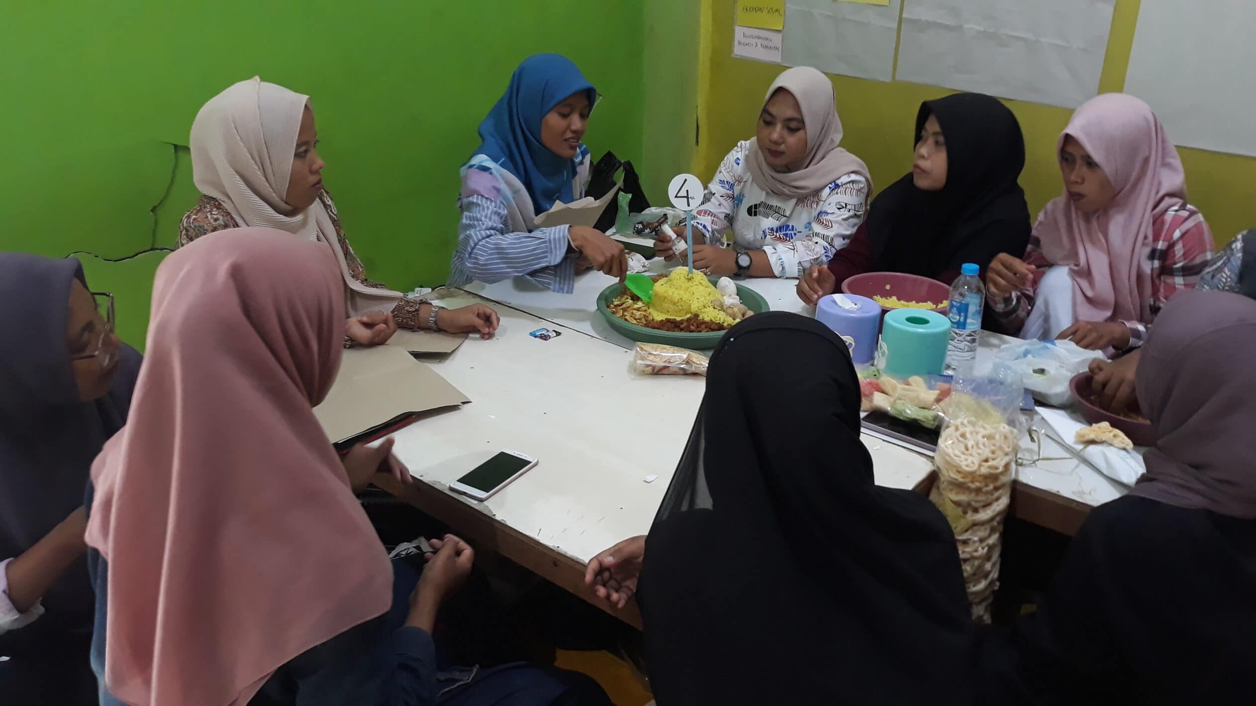 SP Buat Program Suara Perempuan Waktunya Perempuan Berbicara