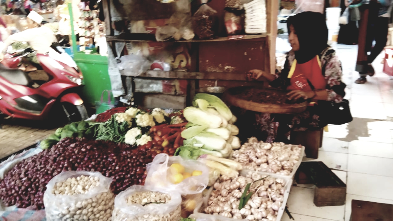 Menjelang Lebaran Haji, Harga Bahan Pokok Naik di Sampang