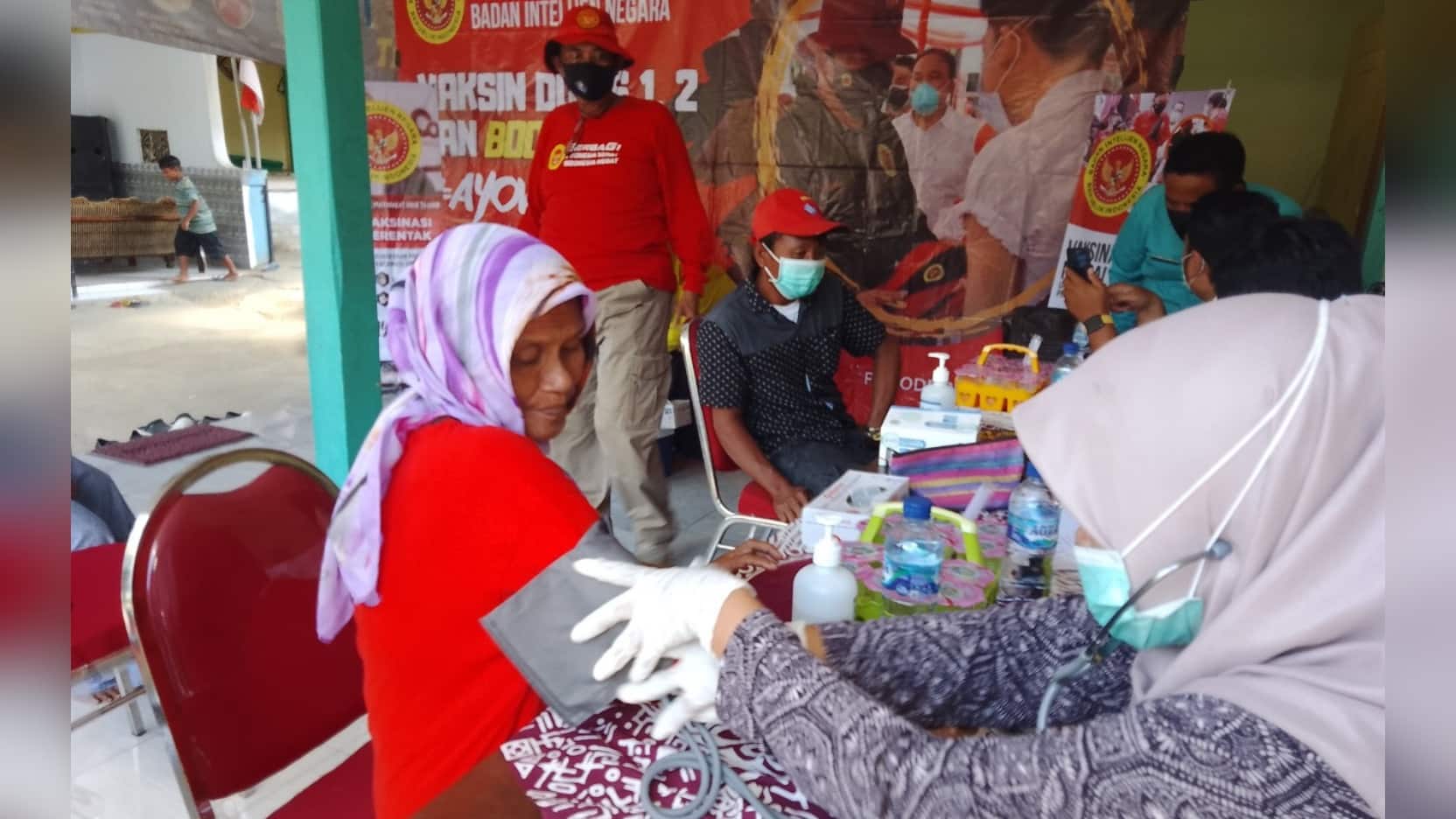 Gandeng Berbagai Pihak, BIN Sampang Ajak Masyarakat Tuntaskan Vaksinasi