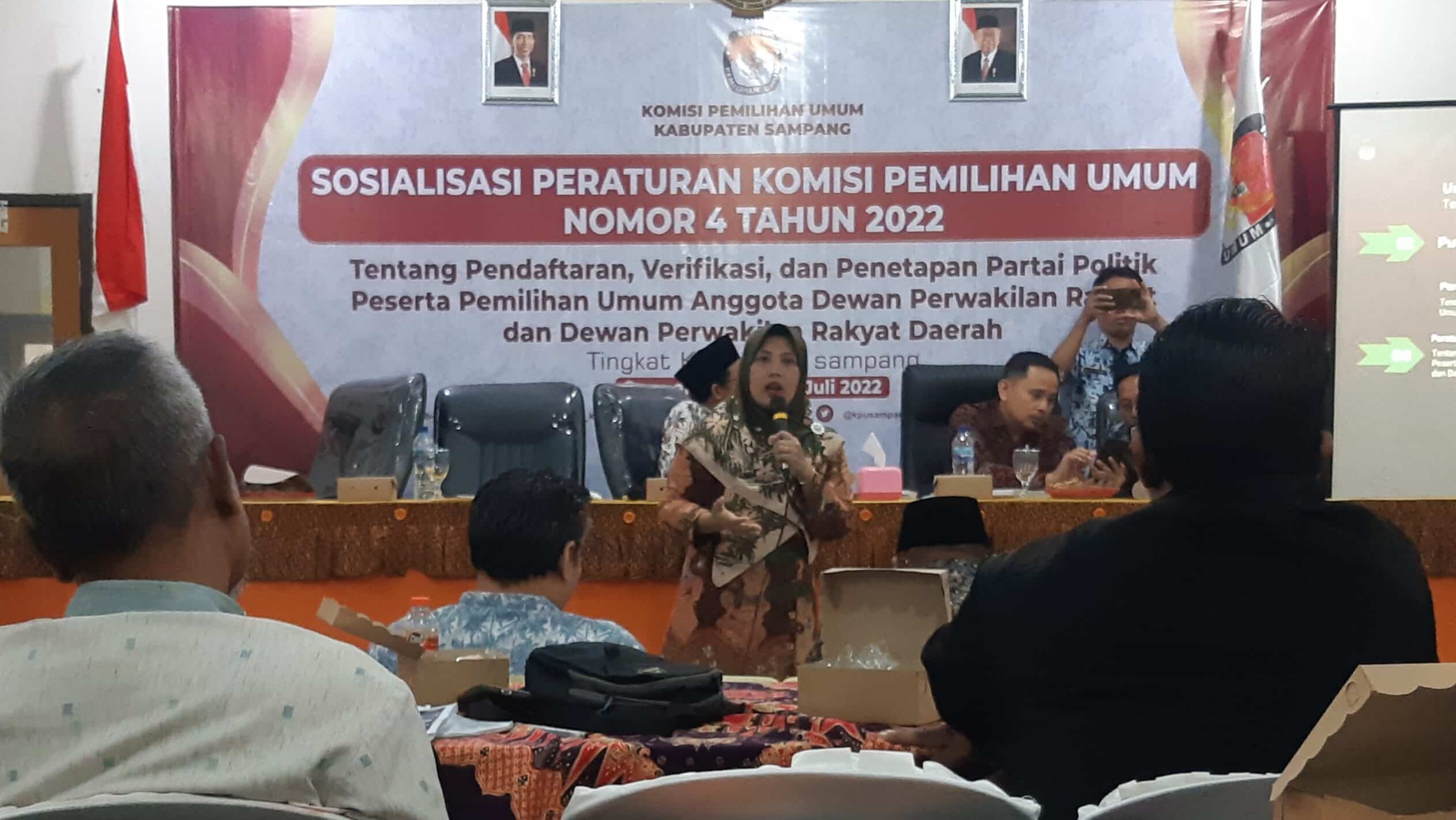 Bantu Calon Peserta Pemilu, KPU Kabupaten Sampang Buka Help Desk Sipol