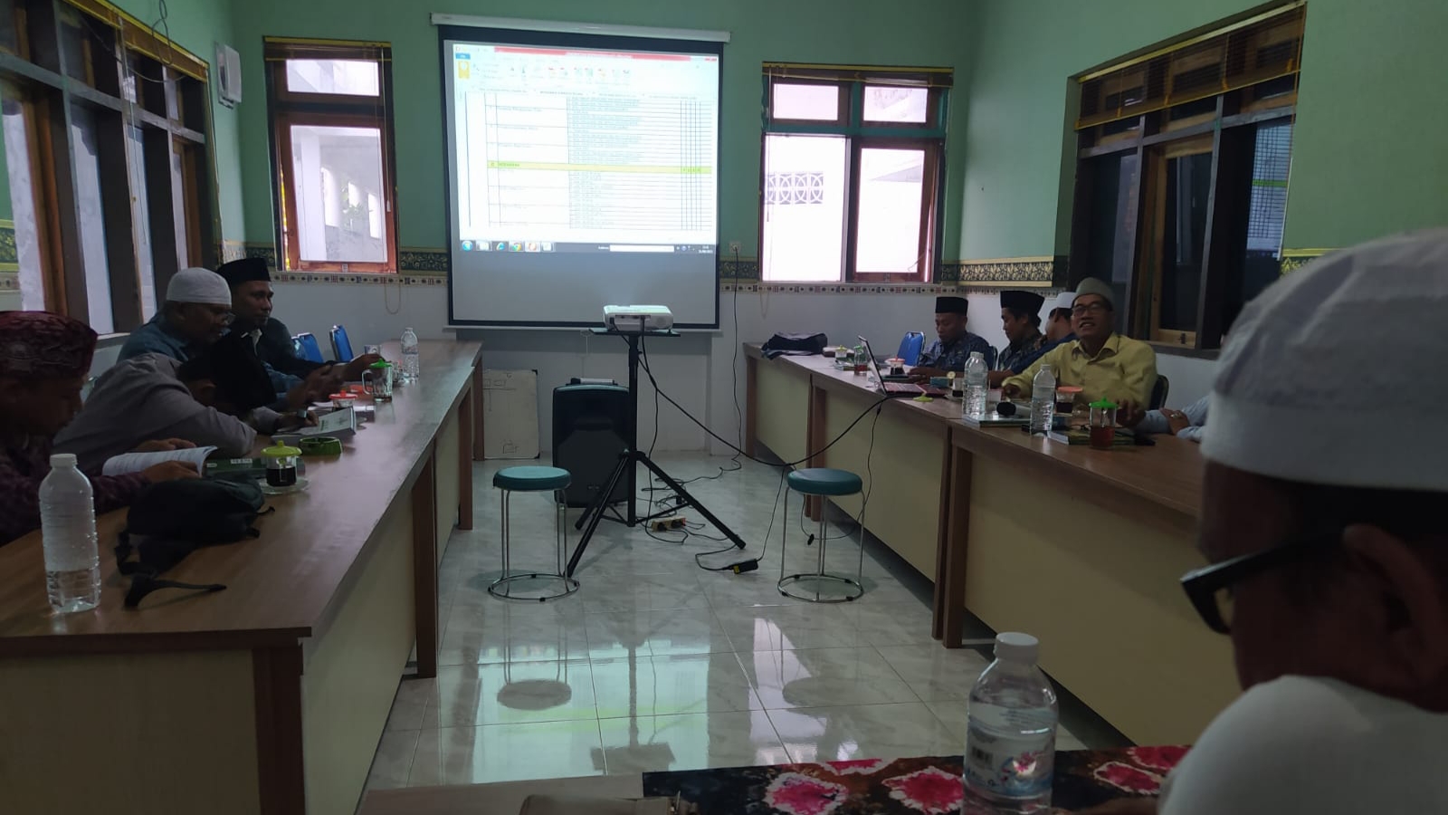 PWNU Award Momentum Berbenah PCNU Sampang