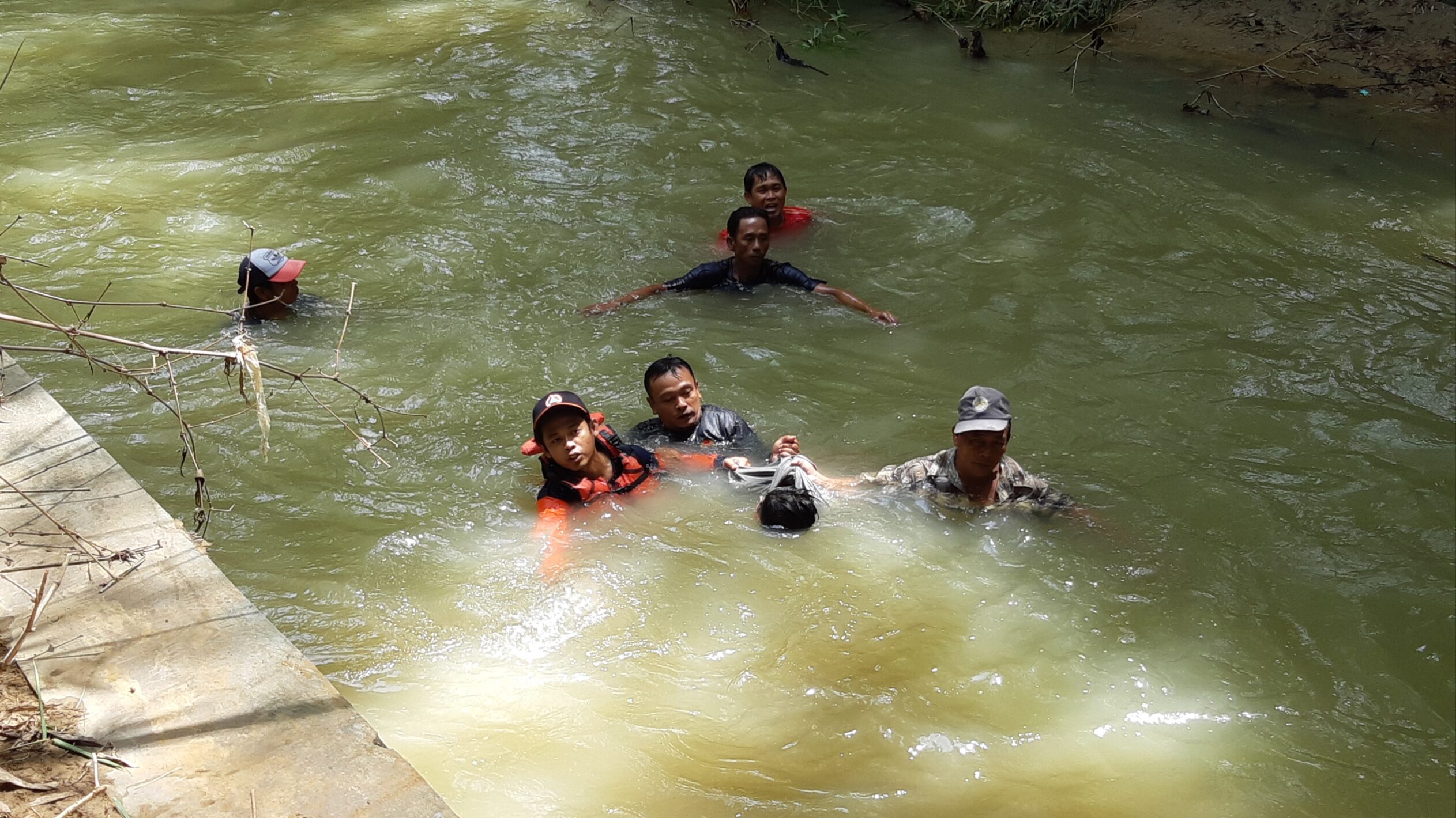 Tenggelam, Seorang Anak di Torjun Sampang Ditemukan Meninggal Dunia