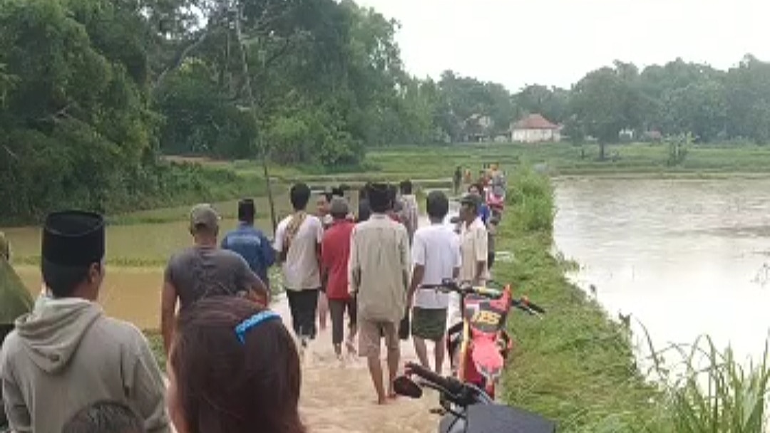 Terseret Arus Saluran Irigasi Persawahan, Dua Bocah di Sampang Meninggal Dunia