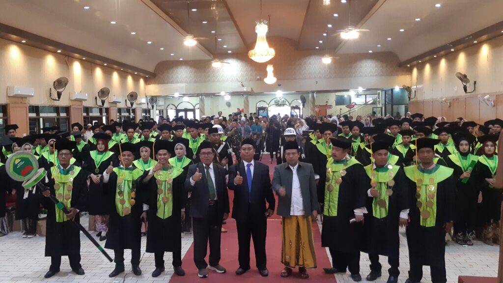 Luluskan Ratusan Sarjana, Ketua PCNU Sampang: STAI Ma'arif Kampus Kebanggan NU