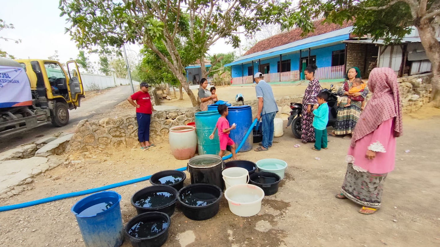 Bantu Terdampak Kekeringan, Program 1 Juta Liter Air Bersih Sasar 26 Desa