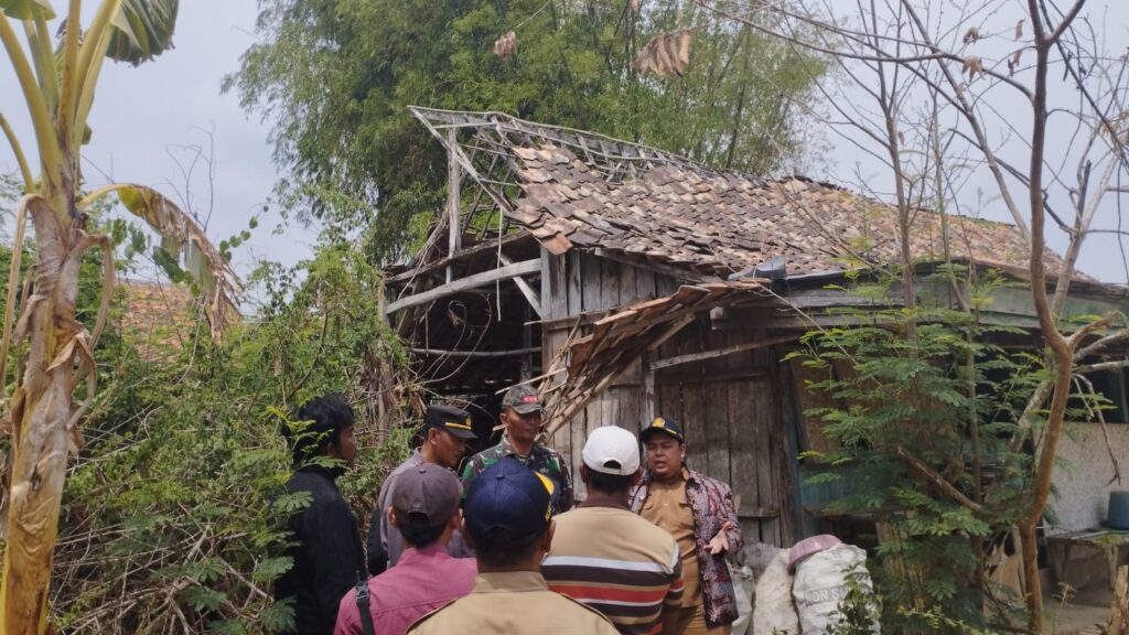 Kisah Soibah Tinggal di Rumah Tidak Layak Huni Hingga Sang Anak Putus Sekolah