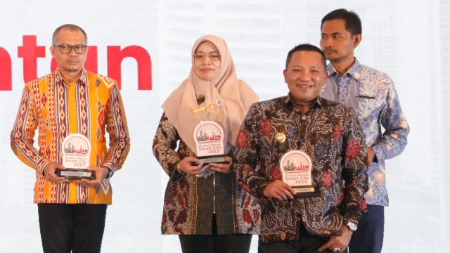Terima Penghargaan Gerakan Smart City 2023, Bupati Sampang: Ini Berkat Dukungan Semua Pihak