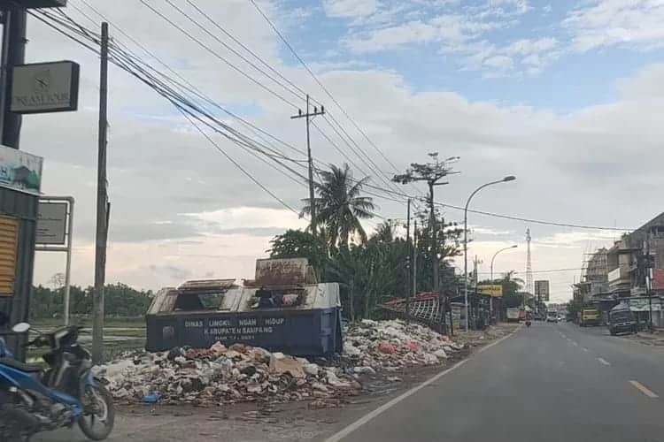 DLH Butuh Tambahan TPA, Minim Anggaran Pasukan Kuning Terancam Dikurangi