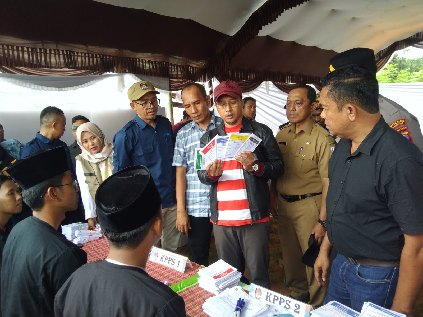 Sukseskan Pemilu, KPU Sampang Gelar Simulasi Pungut Pitung Suara