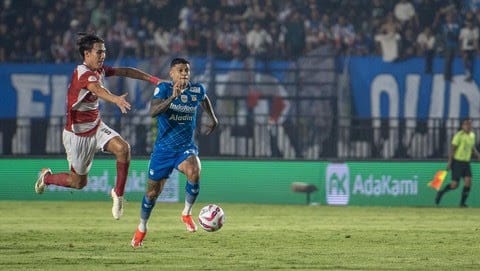 Hasil Final Liga 1: Madura United Kalah Telak 3-0 Dari Persib Bandung di Leg 1