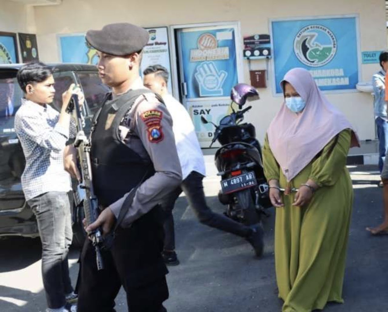 Curi Emas 50 Gram Milik Tetangga, Wanita Muda di Pamekasan Ditangkap Polisi