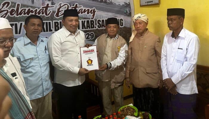 Maju Lagi di Pilkada Sampang 2024, Slamet Junaidi Daftar di Partai Gerindra