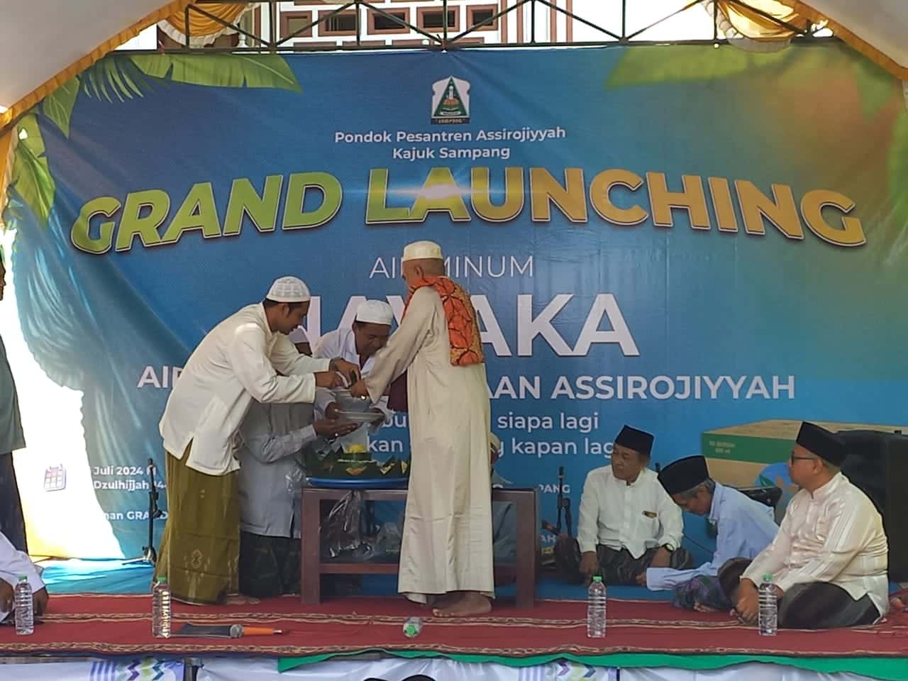 Pondok Pesantren Assirojiyyah Kajuk Luncurkan Air Minum Kemasan “Navaka”