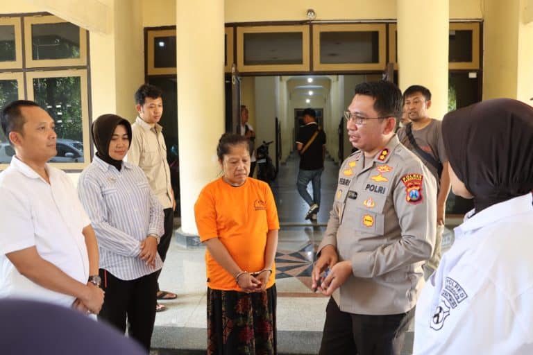 Simpan Sabu, Nenek 4 Cucu di Bangkalan Dibekuk Polisi