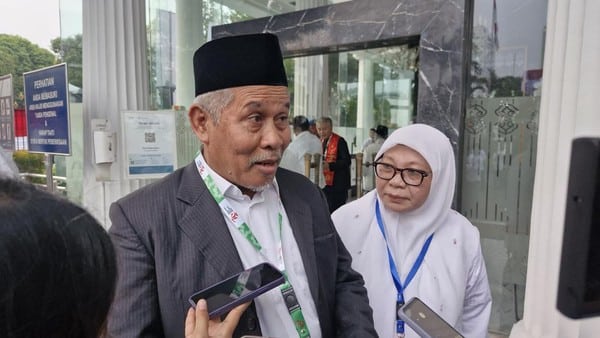 Dilirik Parpol Maju Cagub Jatim, Marzuki Mustamar: Bergantung Dawuh Kiai Ploso dan Lirboyo