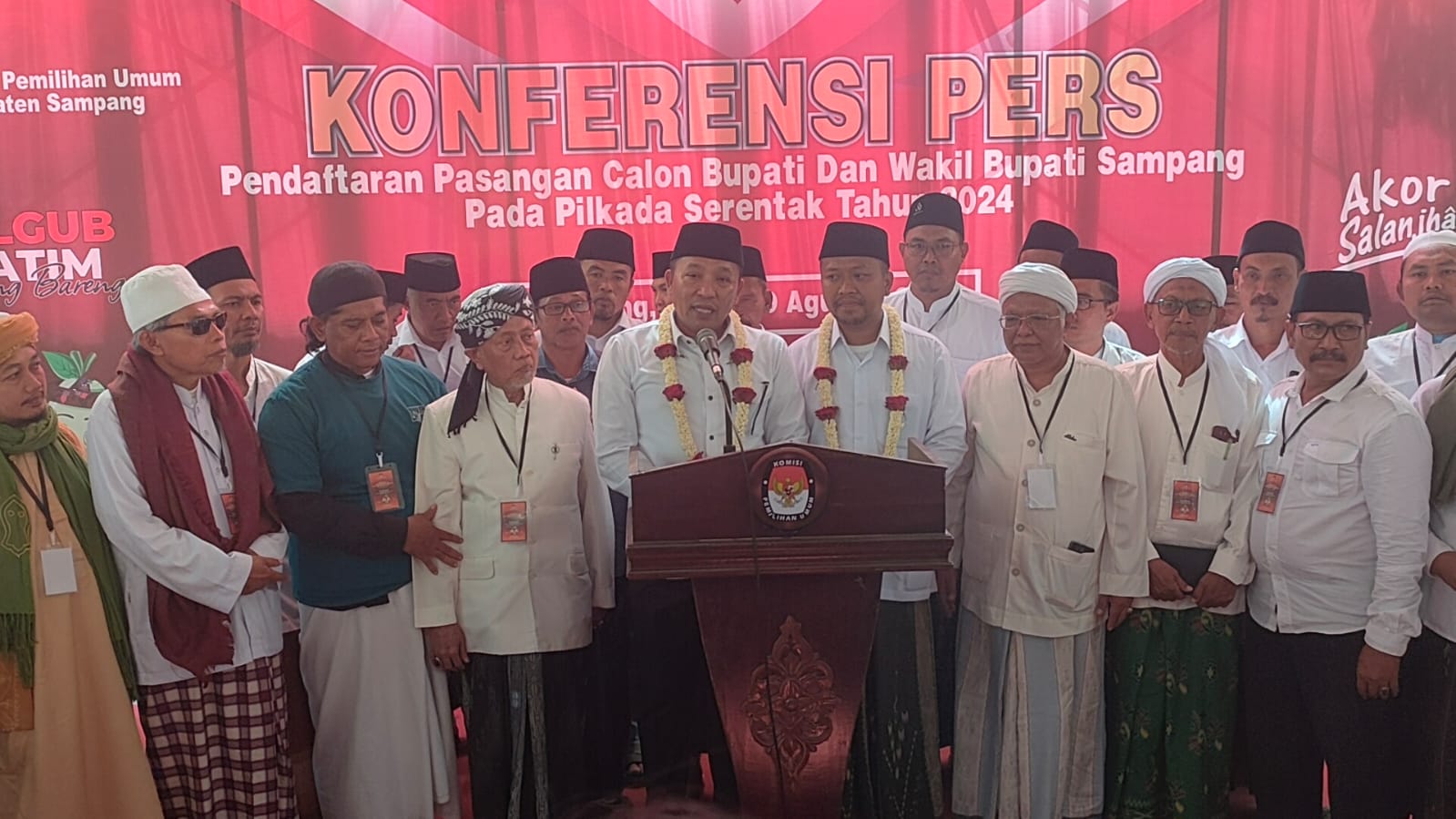 Lanjutkan Sampang Hebat Bermartabat, Slamet Junaidi-Ra Mahfudz Resmi Daftar ke KPU Sampang