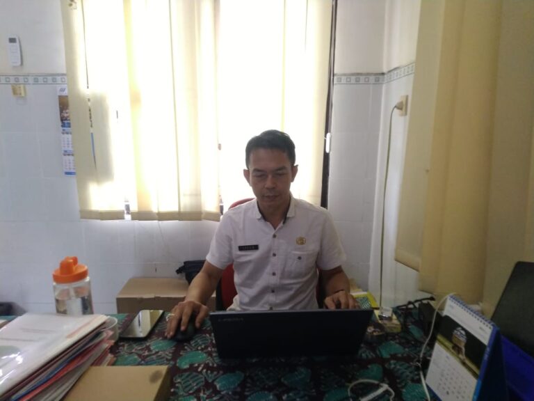 311 Buruh Pabrik Rokok di Sampang Masuk Nominasi Penerima BLT DBHCHT