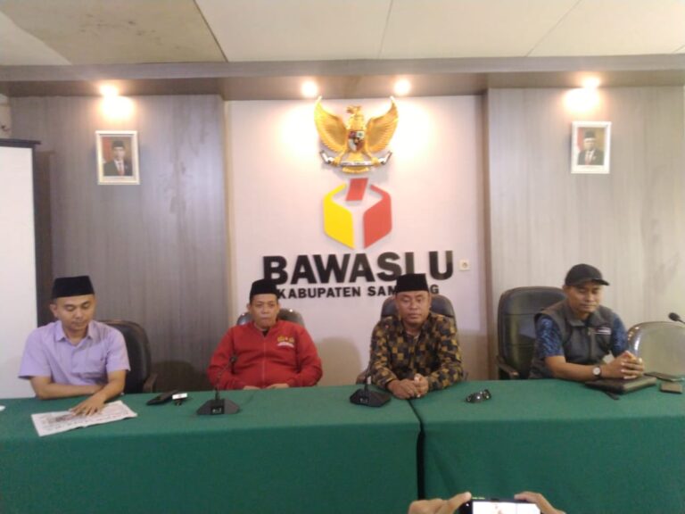 Bawaslu Sampang Akan Beri Sanksi Panwascam yang Tidak Profesional dalam Rekrutmen PTPS