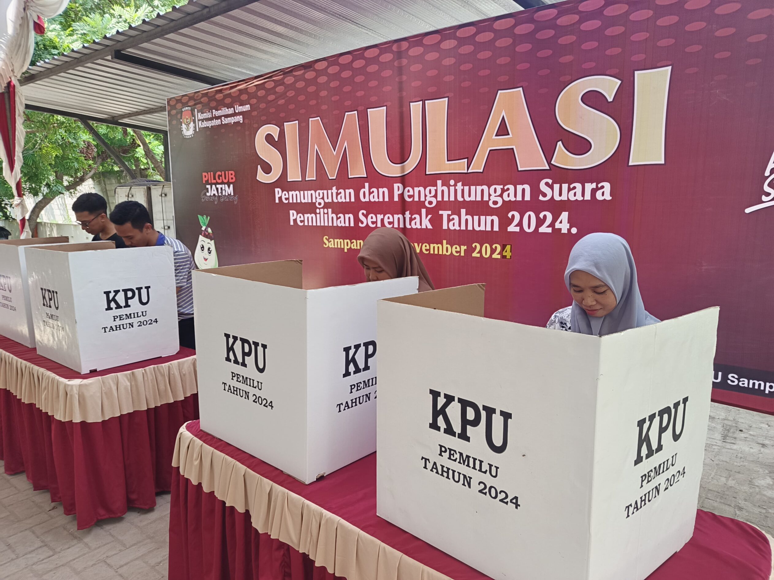 KPU Sampang Gelar Simulasi Tungsura Pilkada 2024