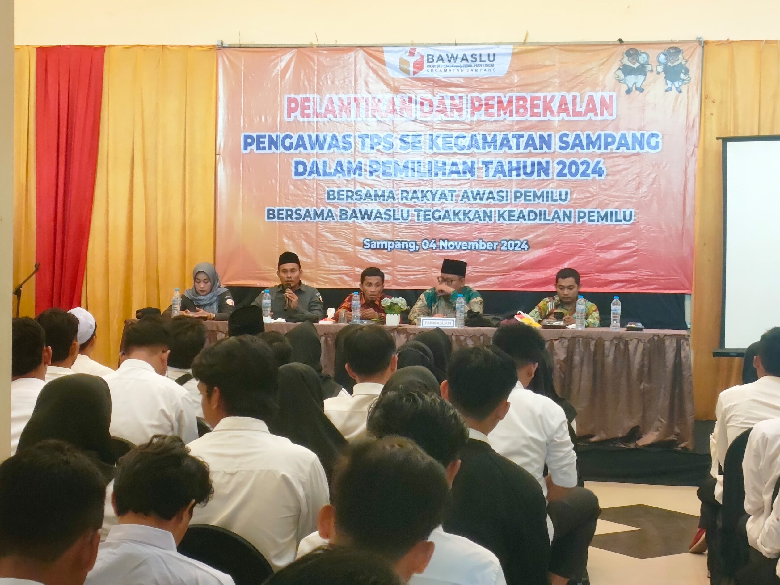 1.344 PTPS Pilkada Sampang Resmi Dilantik