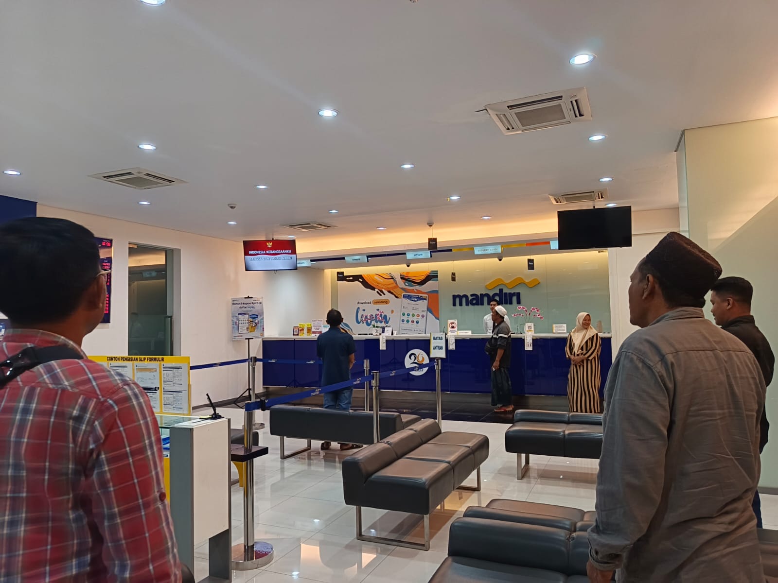 Semua BUMN Wajib Putar Lagu ‘Indonesia Raya’ di Jam Kerja