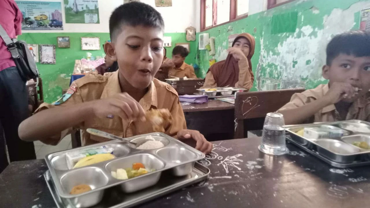 3.500 Siswa di Bangkalan Dapat Jatah Program Makan Bergizi Gratis